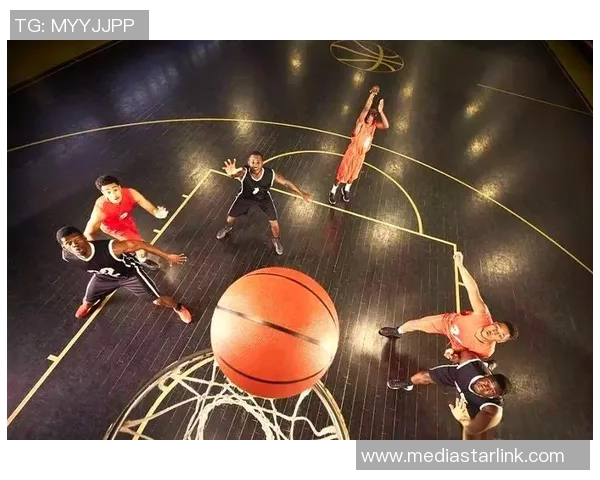 从球场到街头解读球员时尚穿搭背后的独特魅力与潮流风格